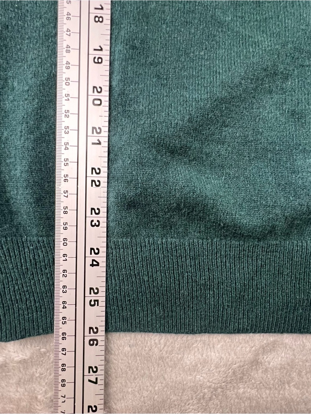 J.Crew 100% Cashmere Sweater Mens Size M Green Crewneck Long Sleeve Luxury - Picture 4 of 13
